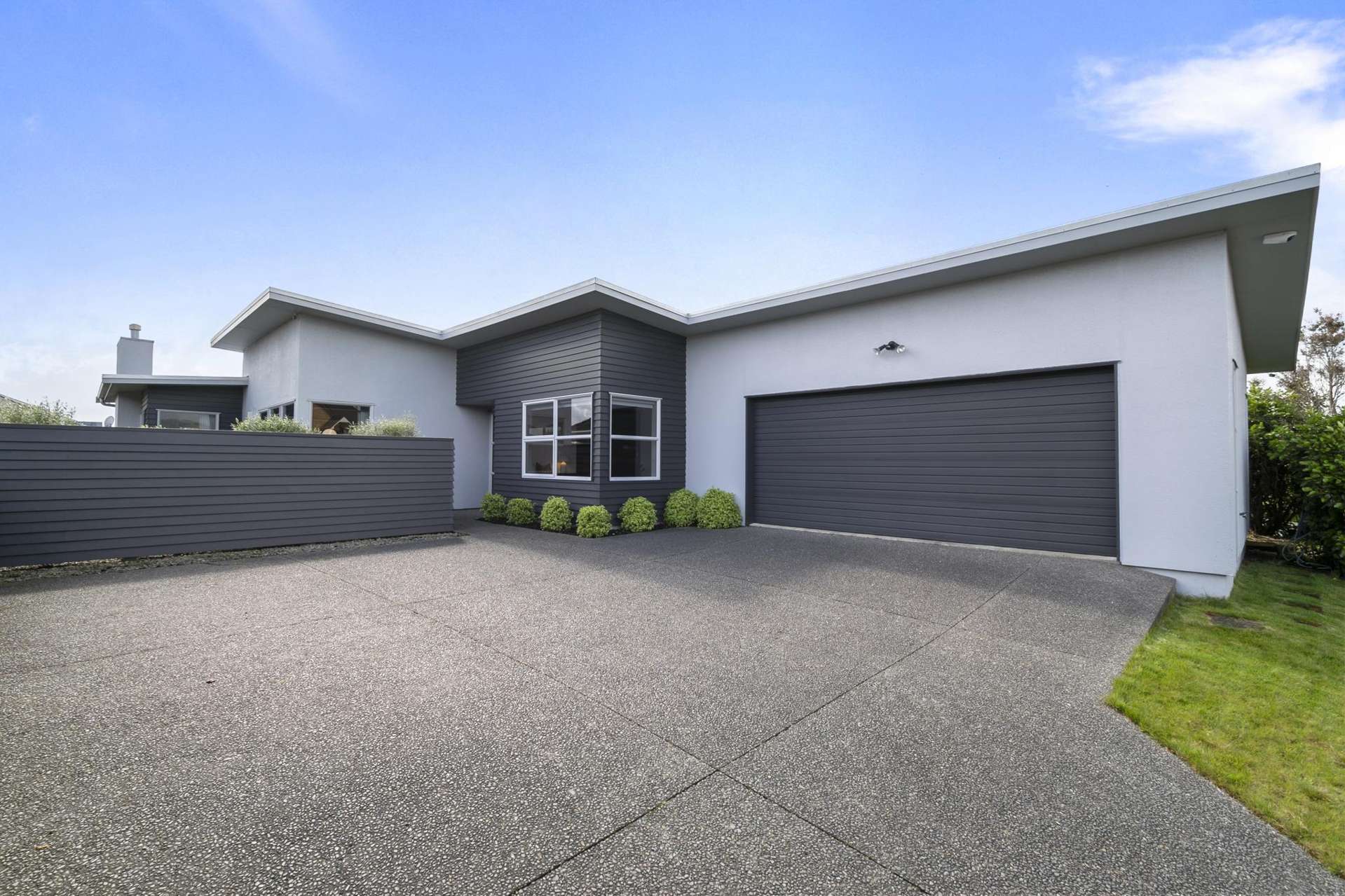 81 Pacific Drive Fitzherbert_0