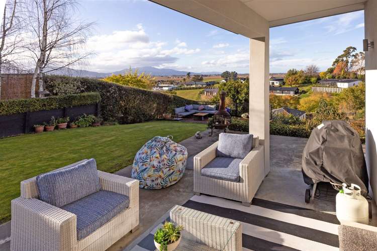 8 Ridgetop Rise Fairhall_17