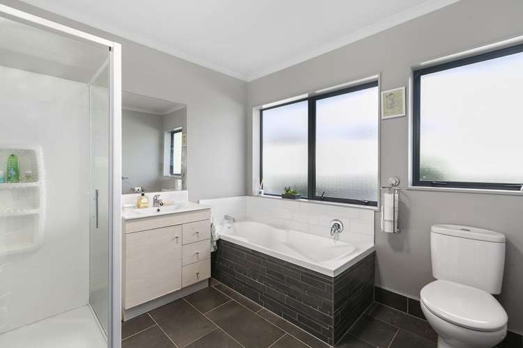 8 Dumfries Place Pyes Pa_11