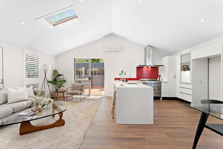 2/17 Fernwood Grove Bayview_1