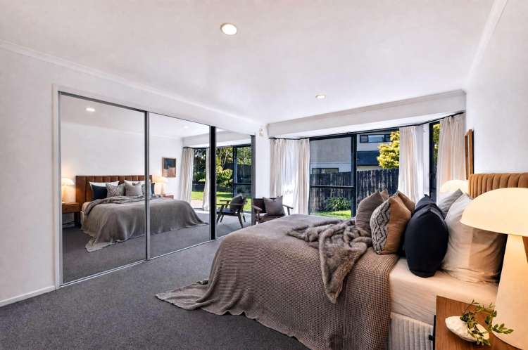 6 and 6A Red Oak Place Schnapper Rock_9