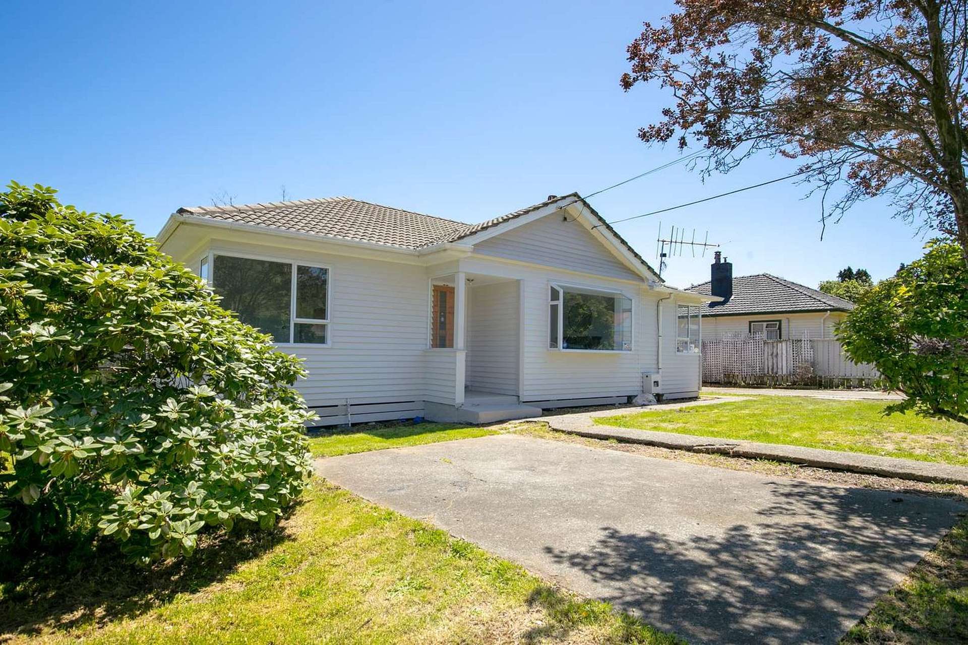 140 Main Road Wainuiomata_0