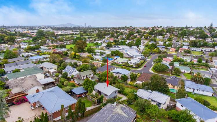 2/14 Chequers Avenue Glenfield_6