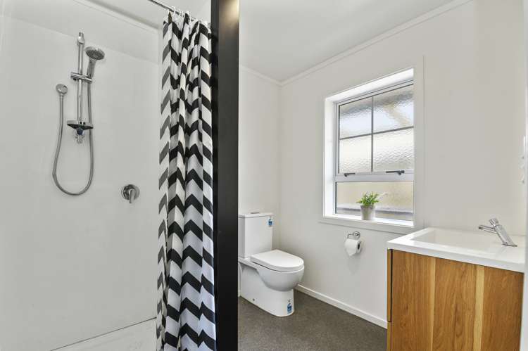 18b Eason Street Victoria_12
