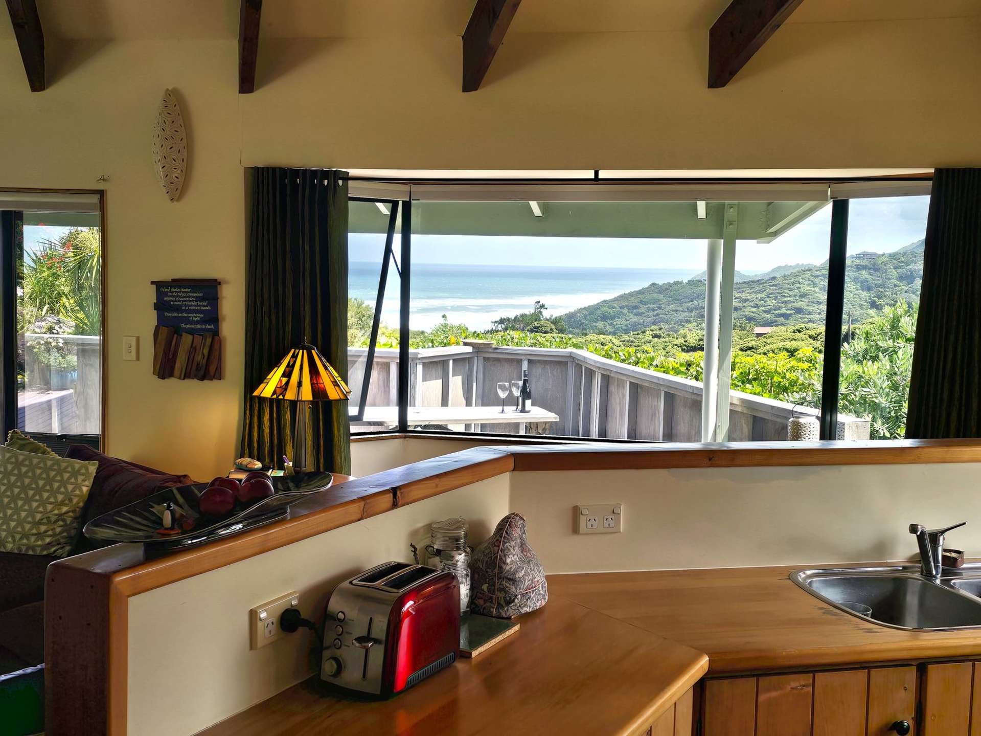 117 Seaview Road Piha_0