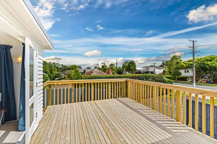 11 Craigbank Avenue New Lynn_15