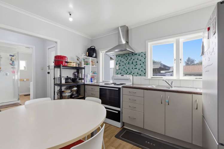 14A Greerton Road Gate Pa_12