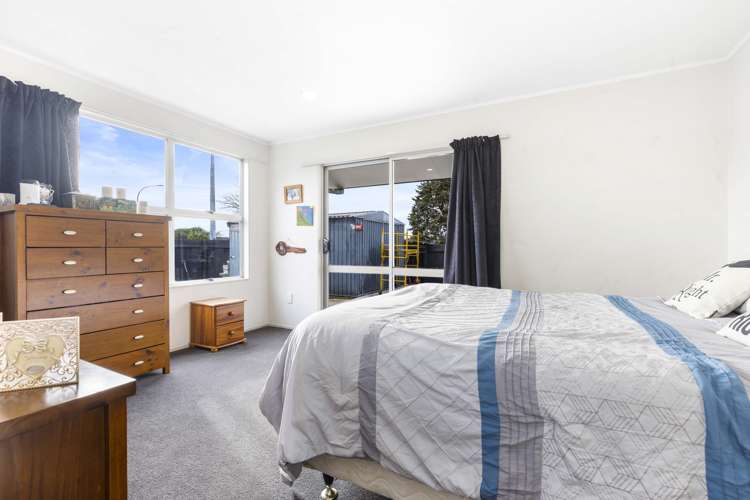 44 Karen Crescent Dinsdale_5