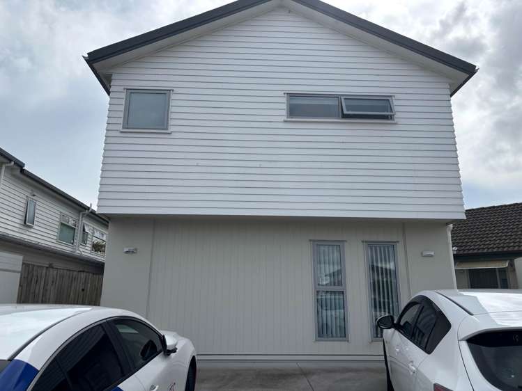 2/45 Fremantle Place Pakuranga Heights_11