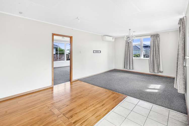 14 Yeats Crescent Fairfield_5