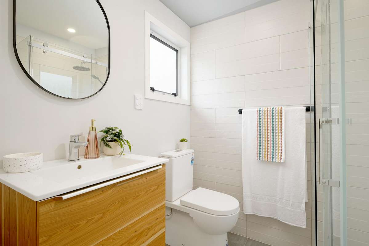 3/176 Henderson Valley Road_5