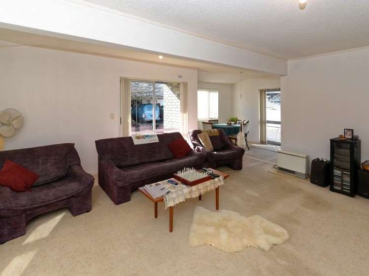 51b Lake Crescent Hamilton Lake_7