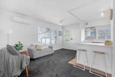 3/7 Begbie Place_2