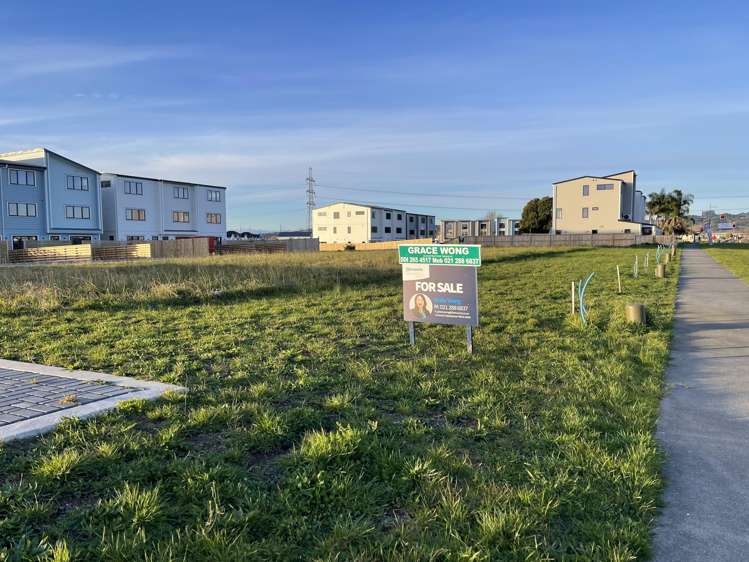 39, 41, 43 Auranga Drive_1