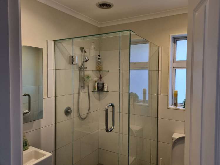 17 Ashwood Street Woodridge_13