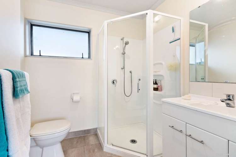 32 Ronald Avenue Glenbrook_8