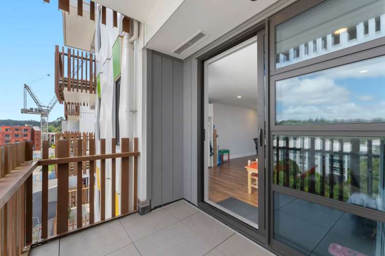 512/22 Library Lane_1