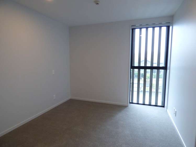 211/3 Bluegrey Avenue Stonefields_6