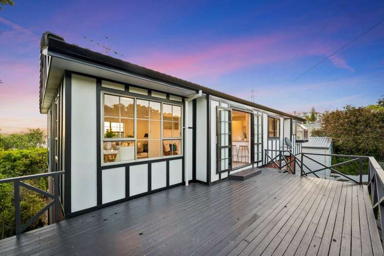 30 Hoskins Avenue Hillsborough_15