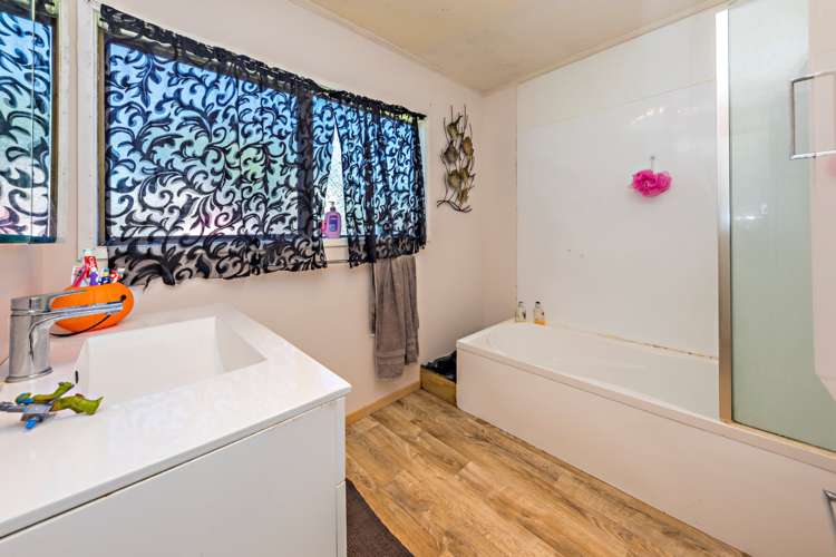 57 John Walker Drive Manurewa_11