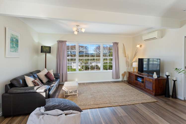 119 Main Highway Otaki_5