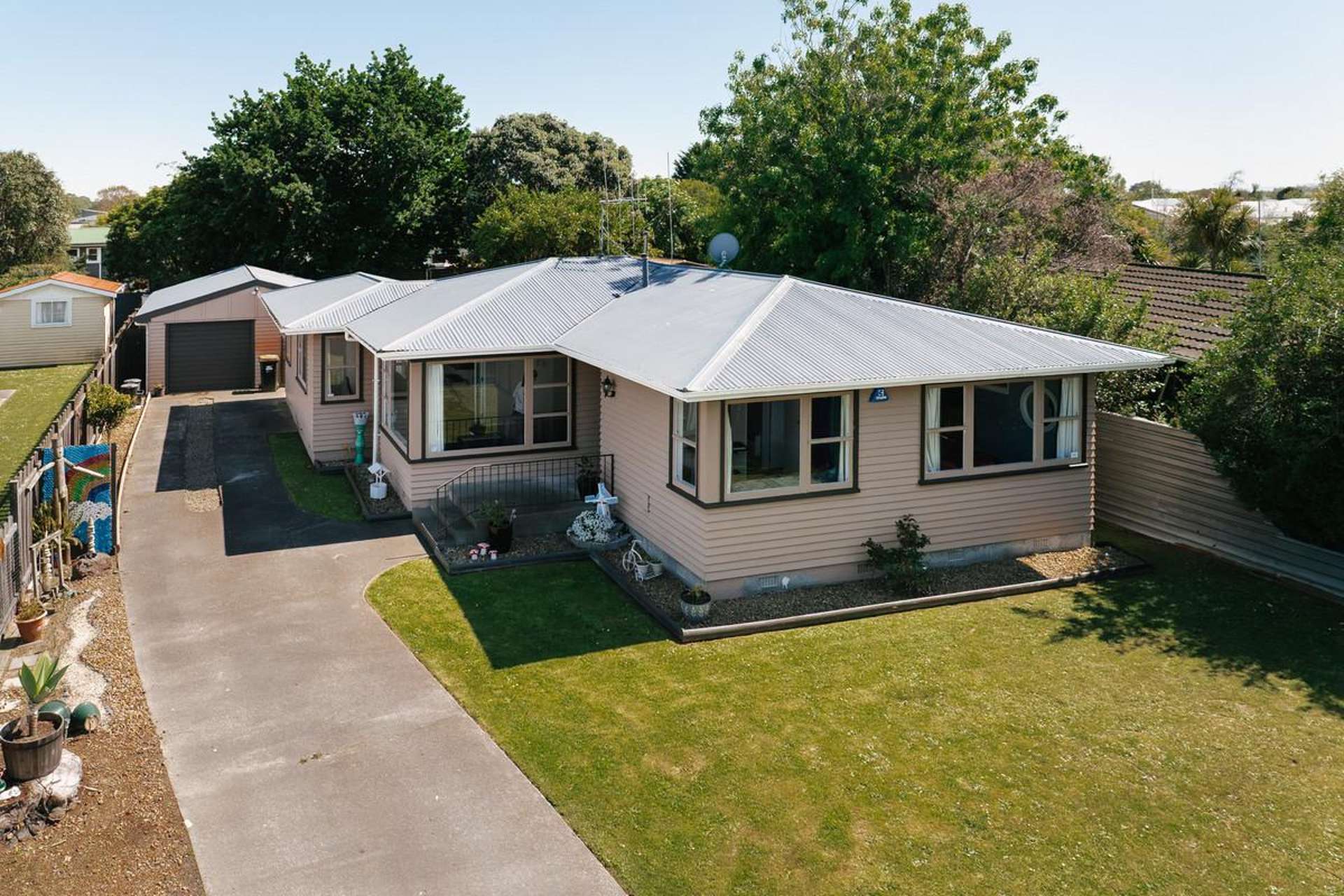 7 Lockhart Avenue Milson_0