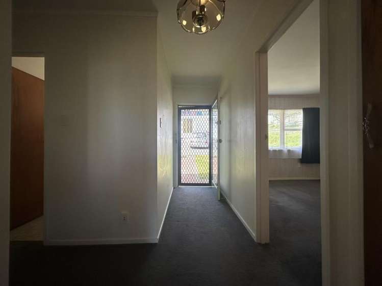 1/16A Penney Ave Mount Roskill_9