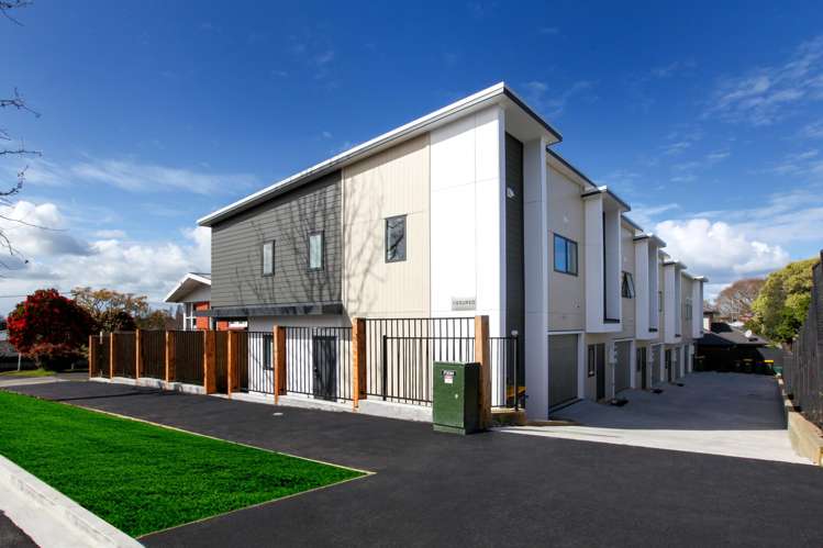 1/11 A Edgecumbe Street Whitiora_1