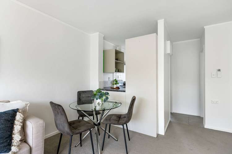 2/27 Harwood Road Mount Wellington_2