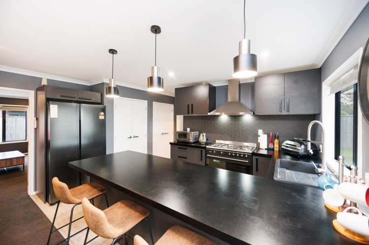 8 Butler Place Fitzherbert_5