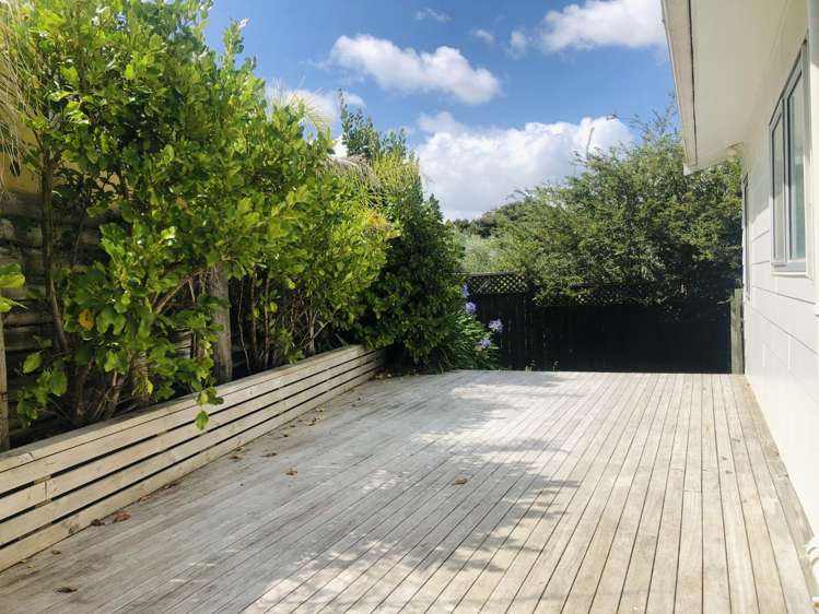 1/14 Gillan Place Bayview_12