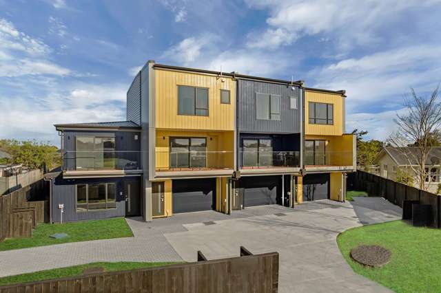 Sunny, Spacious and Move In Ready!