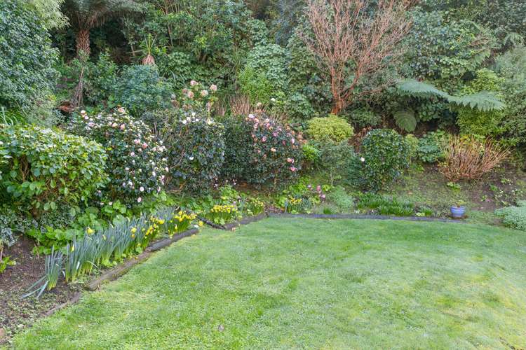 43 Futuna Close Karori_13