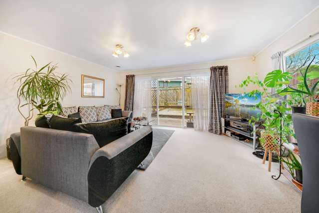 2/34 Rotoiti Avenue Pakuranga Heights_3