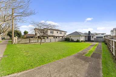 157 Portage Road_1