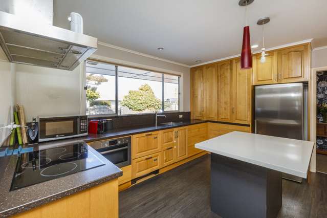 38 Wikiriwhi Crescent Awapuni_2