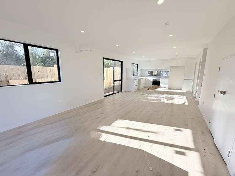 Lot 2/63 Gloria Avenue Te Atatu Peninsula_10