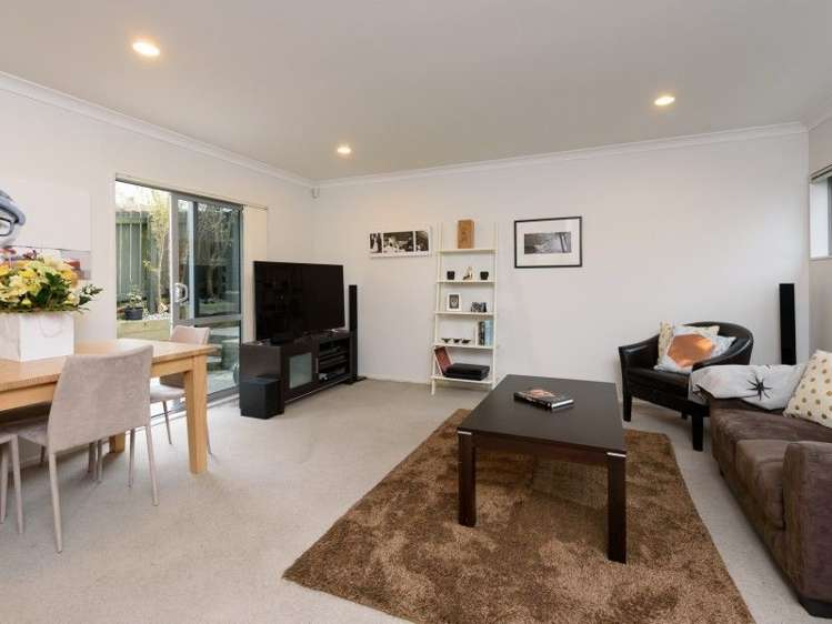 5d Stephen Street Johnsonville_3