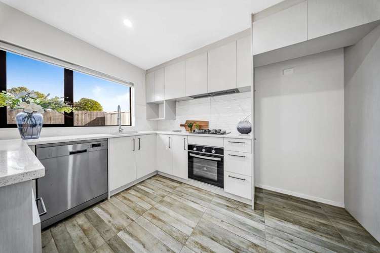 103B Beaumonts Way Manurewa_16