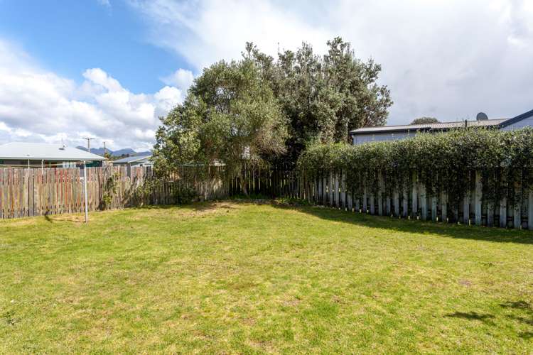 605c Ocean Road Whangamata_16