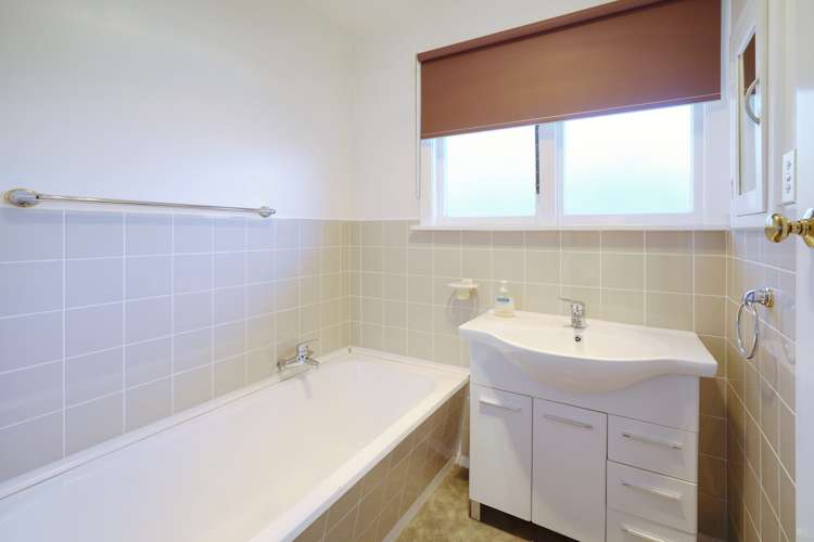 67 Vardon Crescent Shirley_16