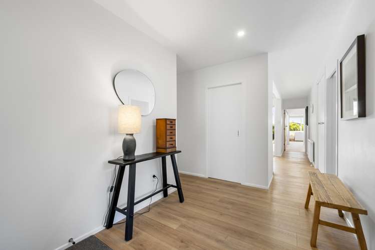 50 Churton Drive Churton Park_18