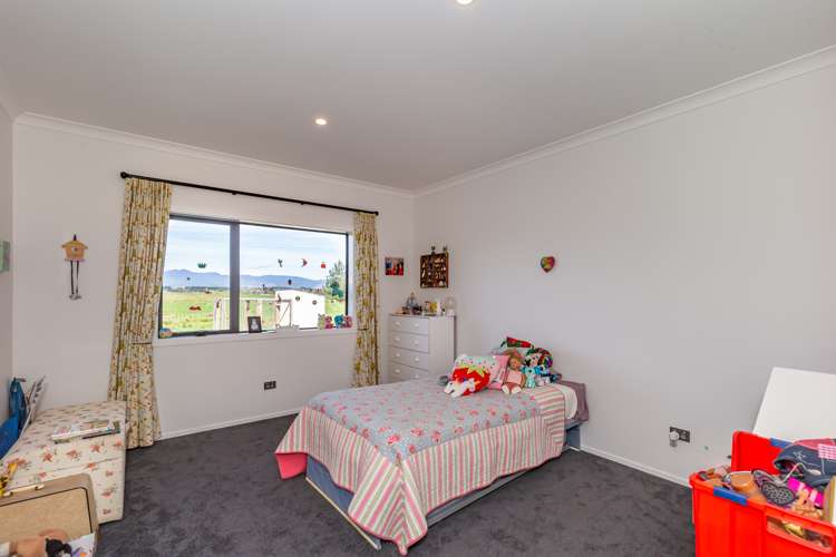 947 Koputaroa Road Koputaroa_19