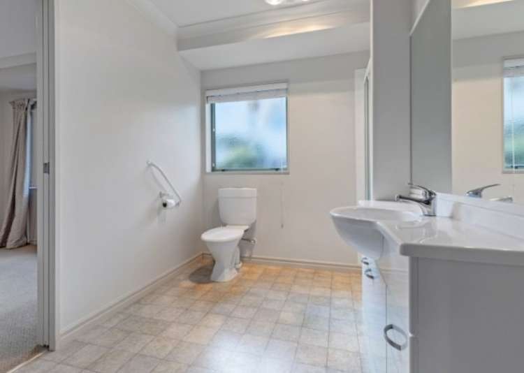 6 Verona Way 1080_7