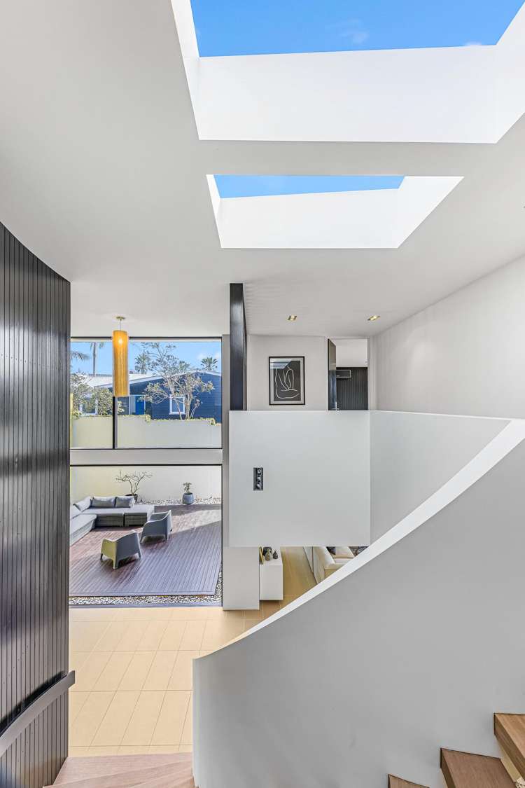 303 Beach Road Campbells Bay_35