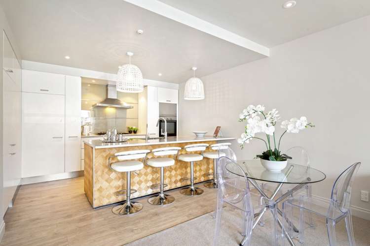 Ga/22 Pakenham Street Auckland Central_8