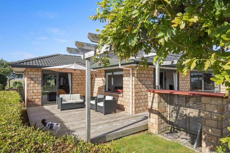 63 Waipipi Wharf Road Waiuku_12