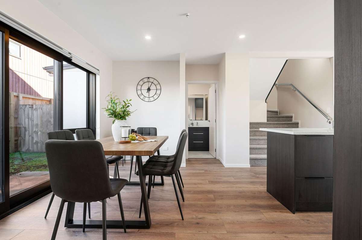 2/37 Casey Avenue_2