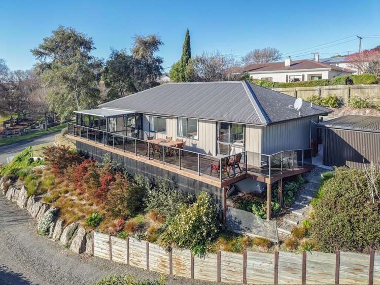 52 Perth Street South Hill_23