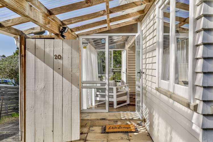 20 South Lynn Road Titirangi_17